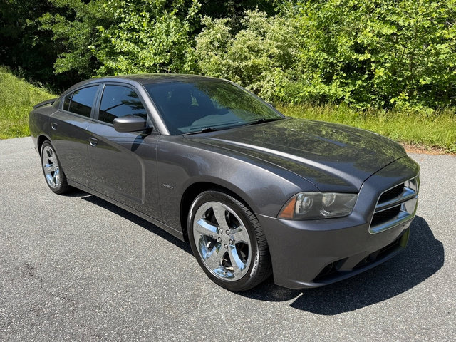 Used 2013 Dodge Charger R/T RWD image 4