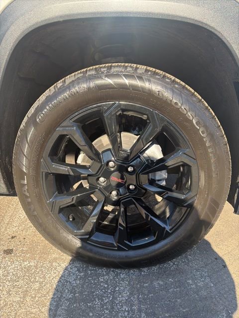 New 2026 GMC Terrain Elevation w/ Elevation Premium Package image 40