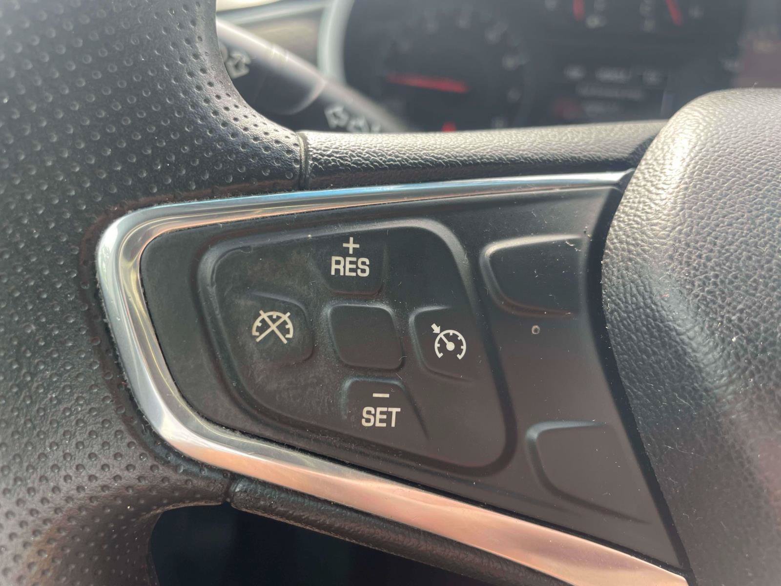 Used 2020 Chevrolet Malibu LS FWD image 18