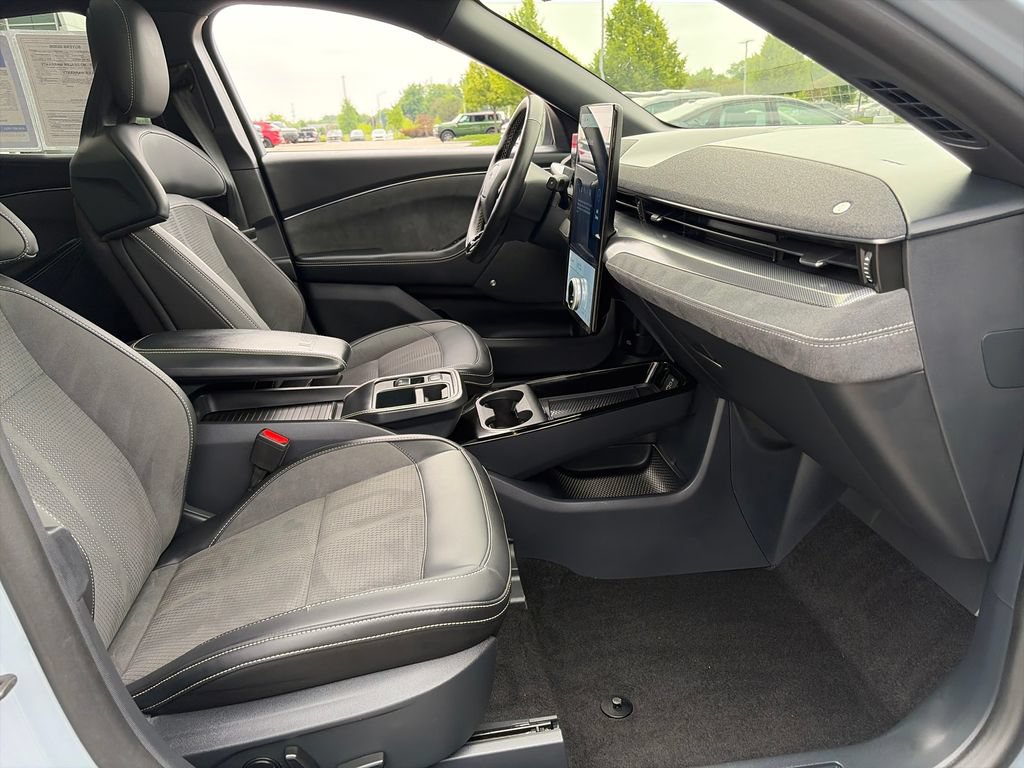 Used 2025 Ford Mustang Mach-E GT AWD/4WD image 11