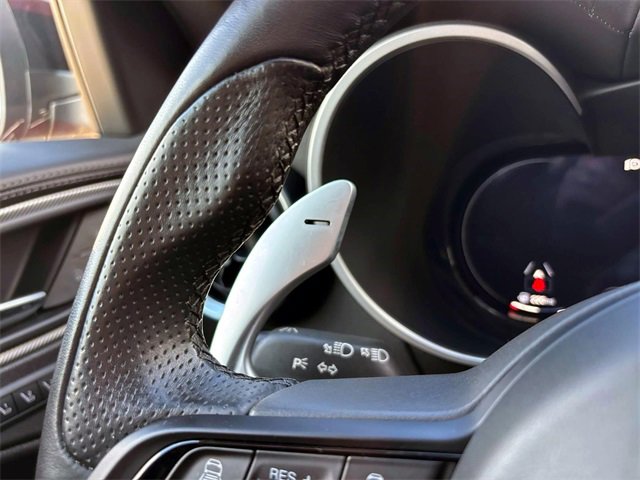 Used 2024 Alfa Romeo Stelvio Veloce image 31