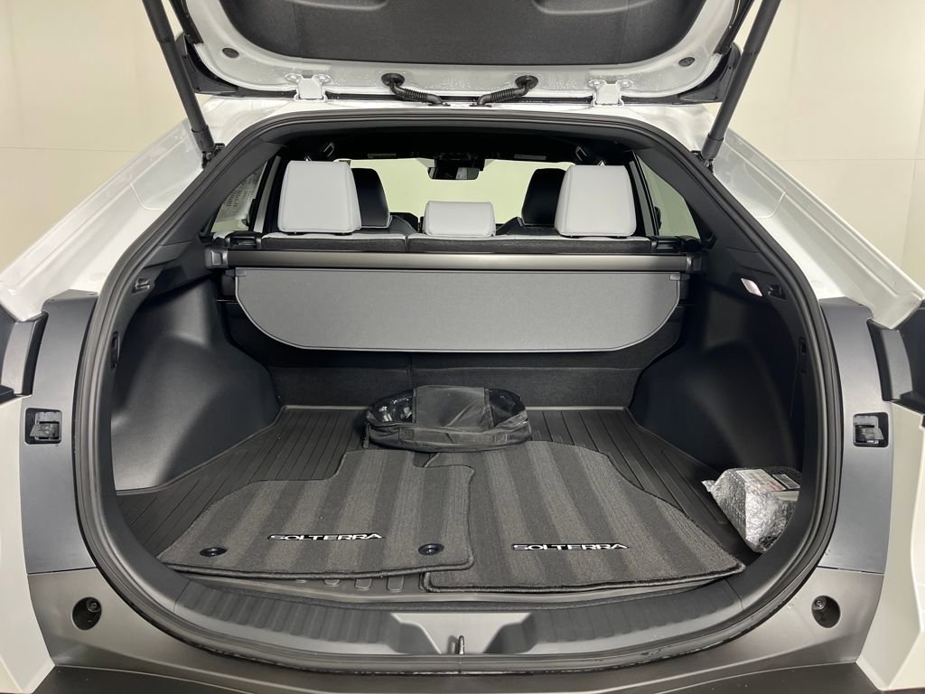 New 2026 Subaru Solterra Premium image 17