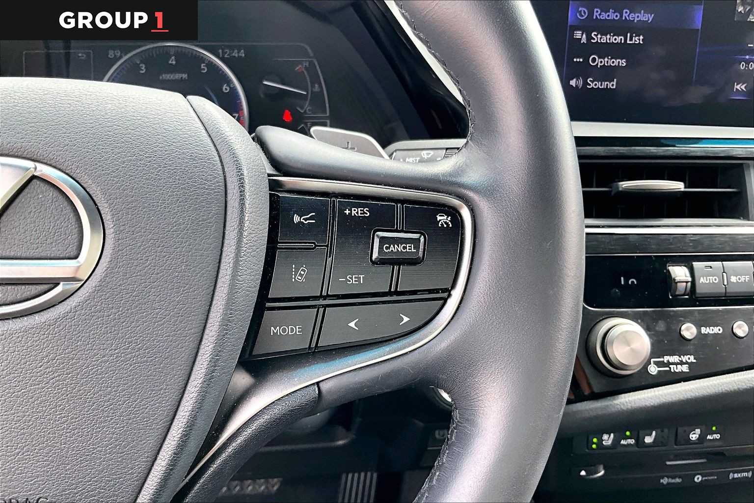 Certified 2022 Lexus ES 350 w/ Premium Package FWD image 22