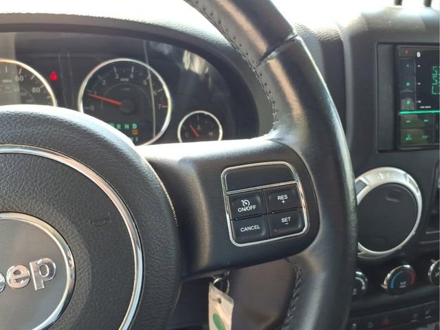 Used 2013 Jeep Wrangler Unlimited Sahara w/ Dual Top Group AWD/4WD image 15