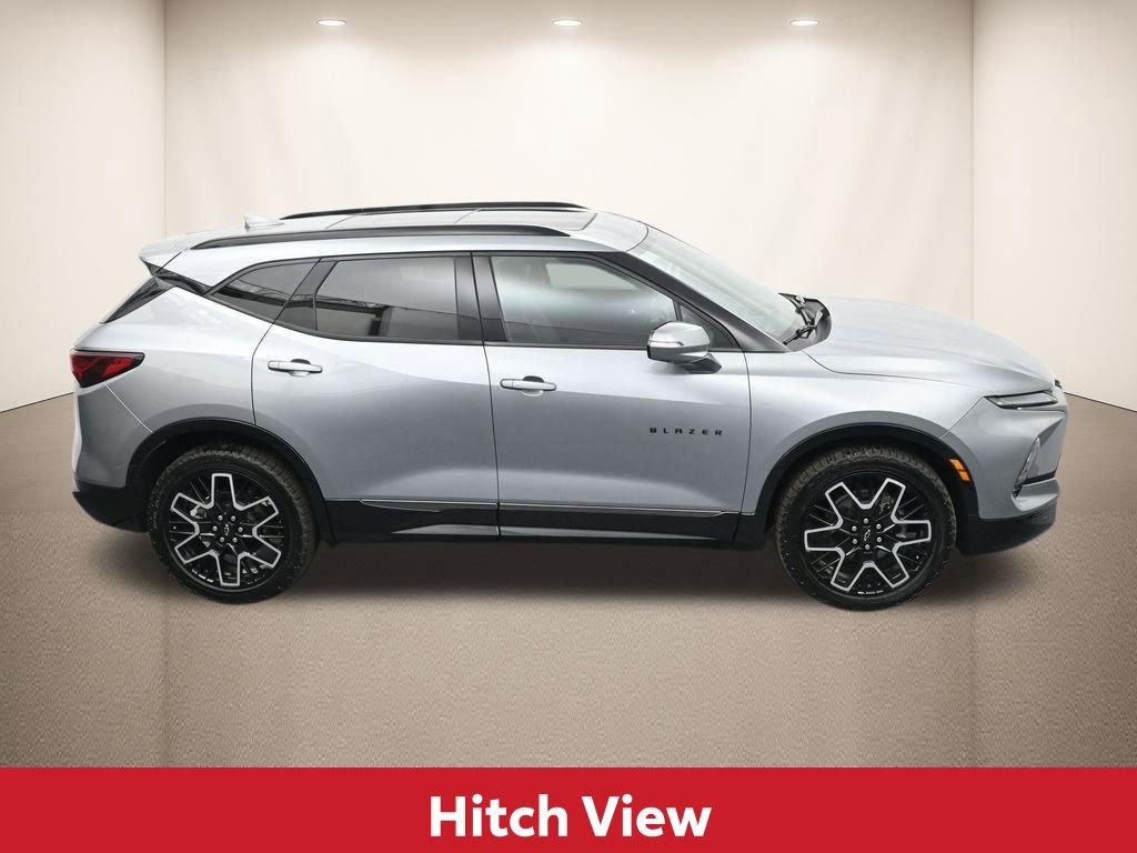 Used 2023 Chevrolet Blazer RS w/ Driver Confidence II Package FWD image 25