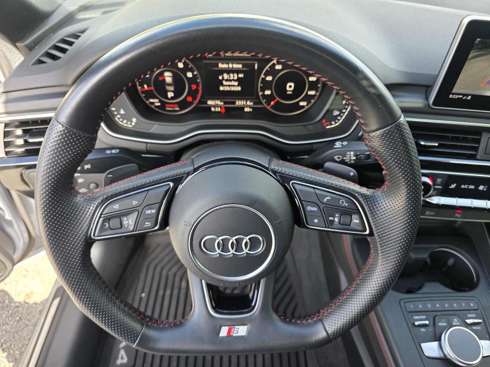 Used 2019 Audi A4 2.0T Premium Plus w/ Premium Plus Package AWD/4WD image 17