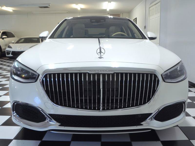Used 2022 Mercedes-Benz Maybach S 580 4MATIC image 4