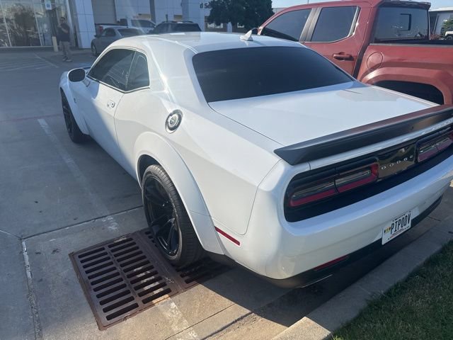 Used 2022 Dodge Challenger R/T Scat Pack RWD image 4