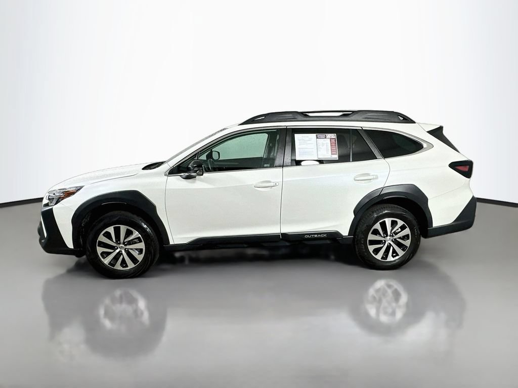 Used 2024 Subaru Outback Premium AWD/4WD image 5
