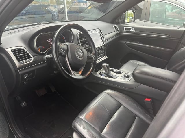 Used 2021 Jeep Grand Cherokee Limited w/ Sun & Sound Group AWD/4WD image 3