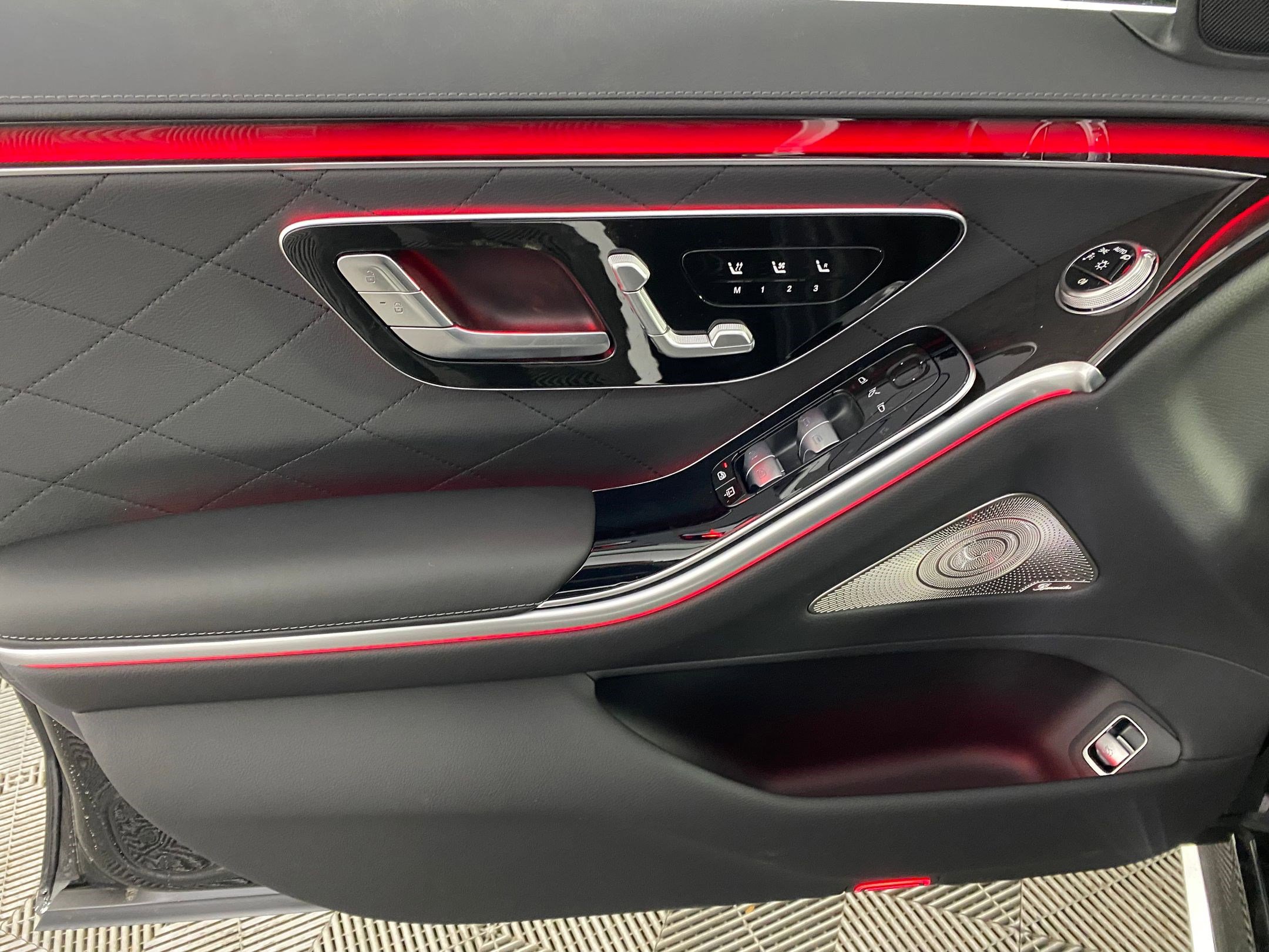 New 2026 Mercedes-Benz S 580 4MATIC Sedan image 11