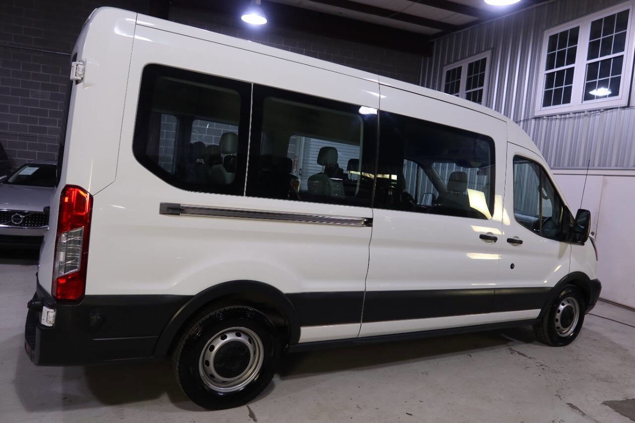 Used 2016 Ford Transit 350 XL image 6