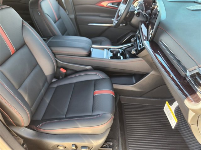 New 2026 Chevrolet Traverse RS w/ LPO, Floor Liner Package image 12