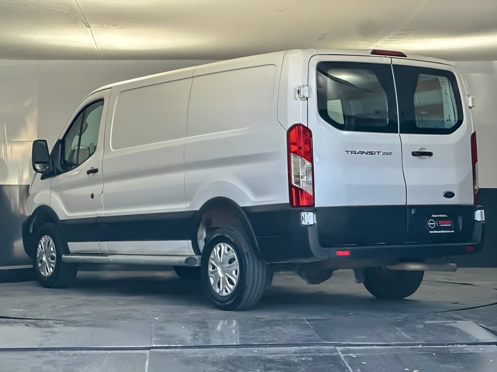 Used 2024 Ford Transit 250 Low Roof w/ Exterior Upgrade Package RWD image 5