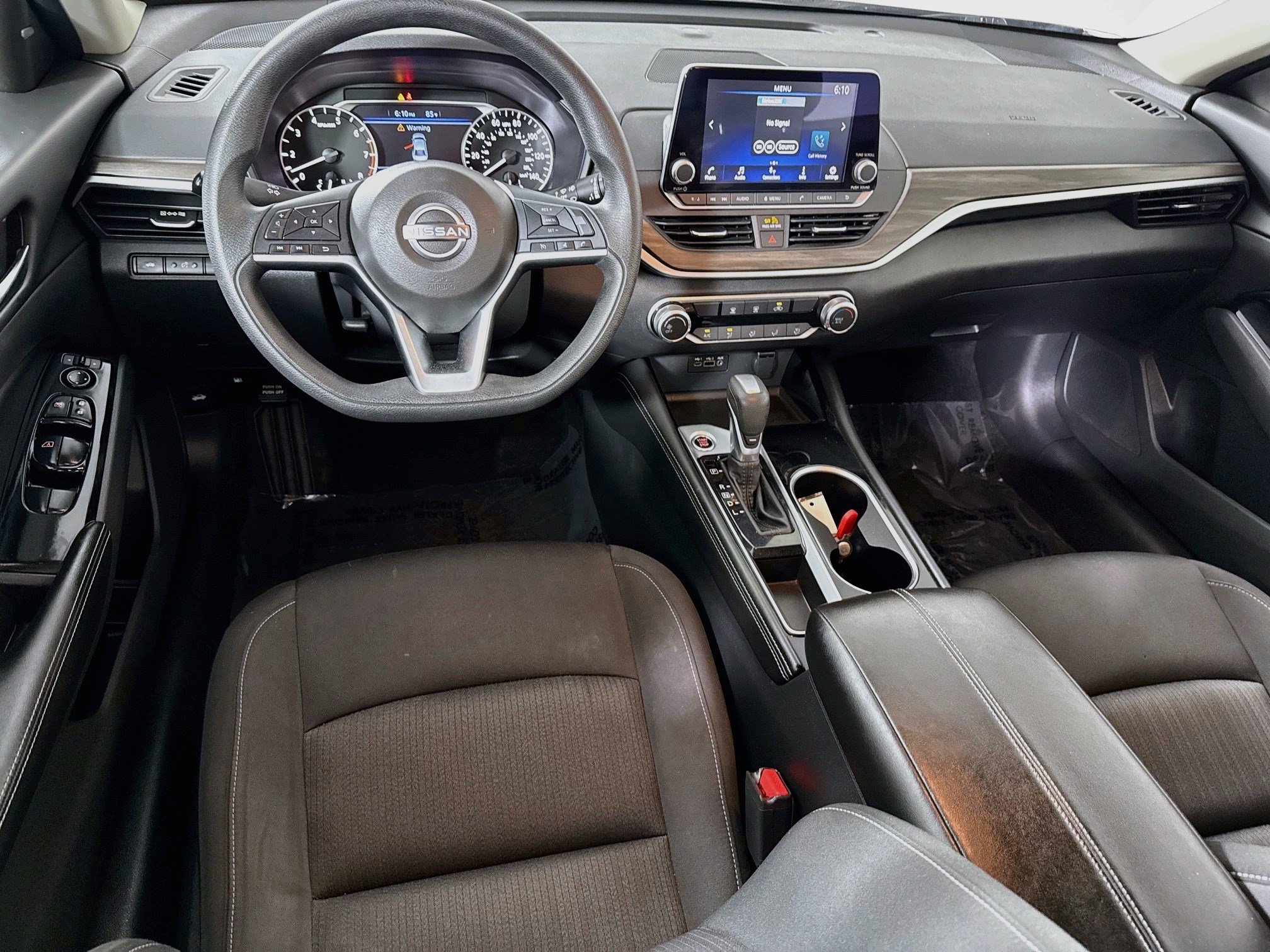 Used 2023 Nissan Altima 2.5 SV FWD image 17
