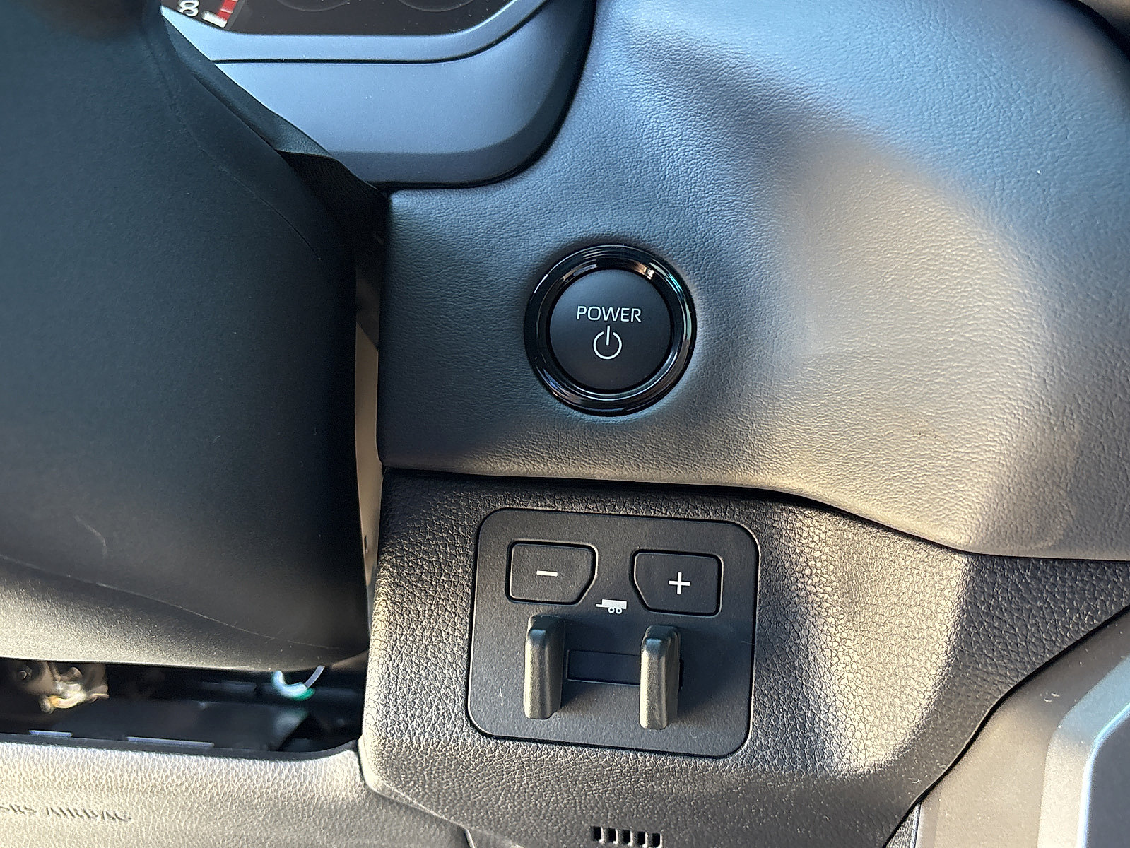 New 2026 Toyota Sequoia Platinum AWD/4WD image 16