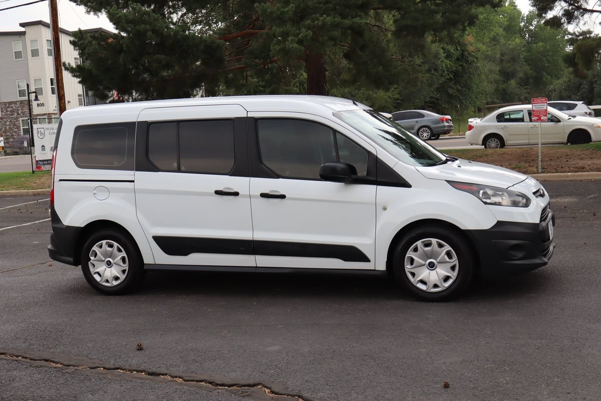 Used 2017 Ford Transit Connect XL FWD image 2