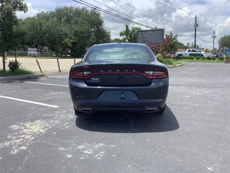 Used 2019 Dodge Charger SXT RWD image 6