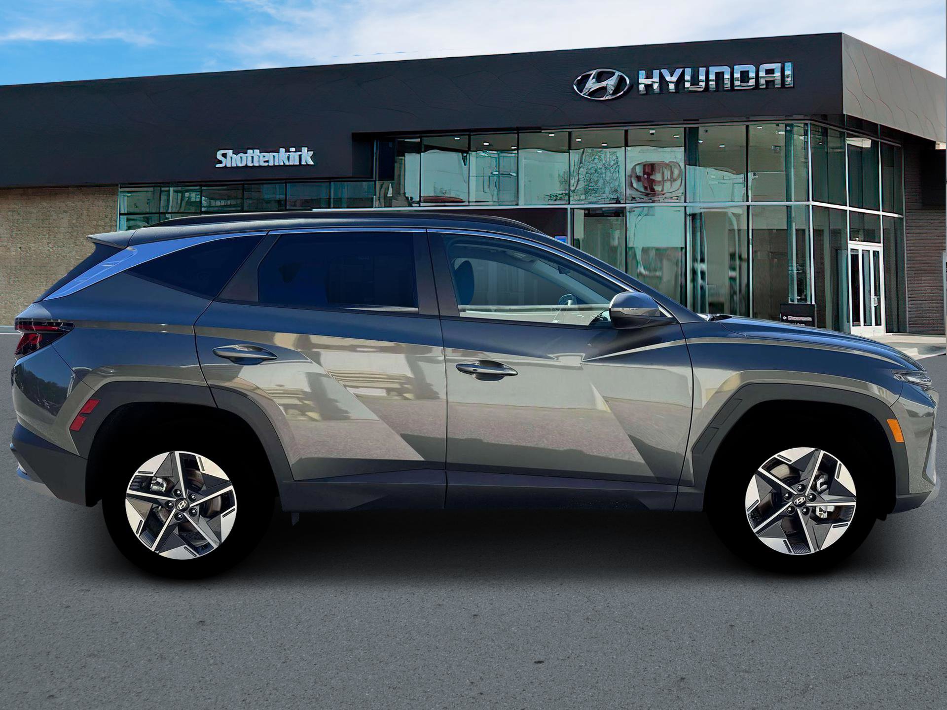New 2026 Hyundai Tucson SEL image 8
