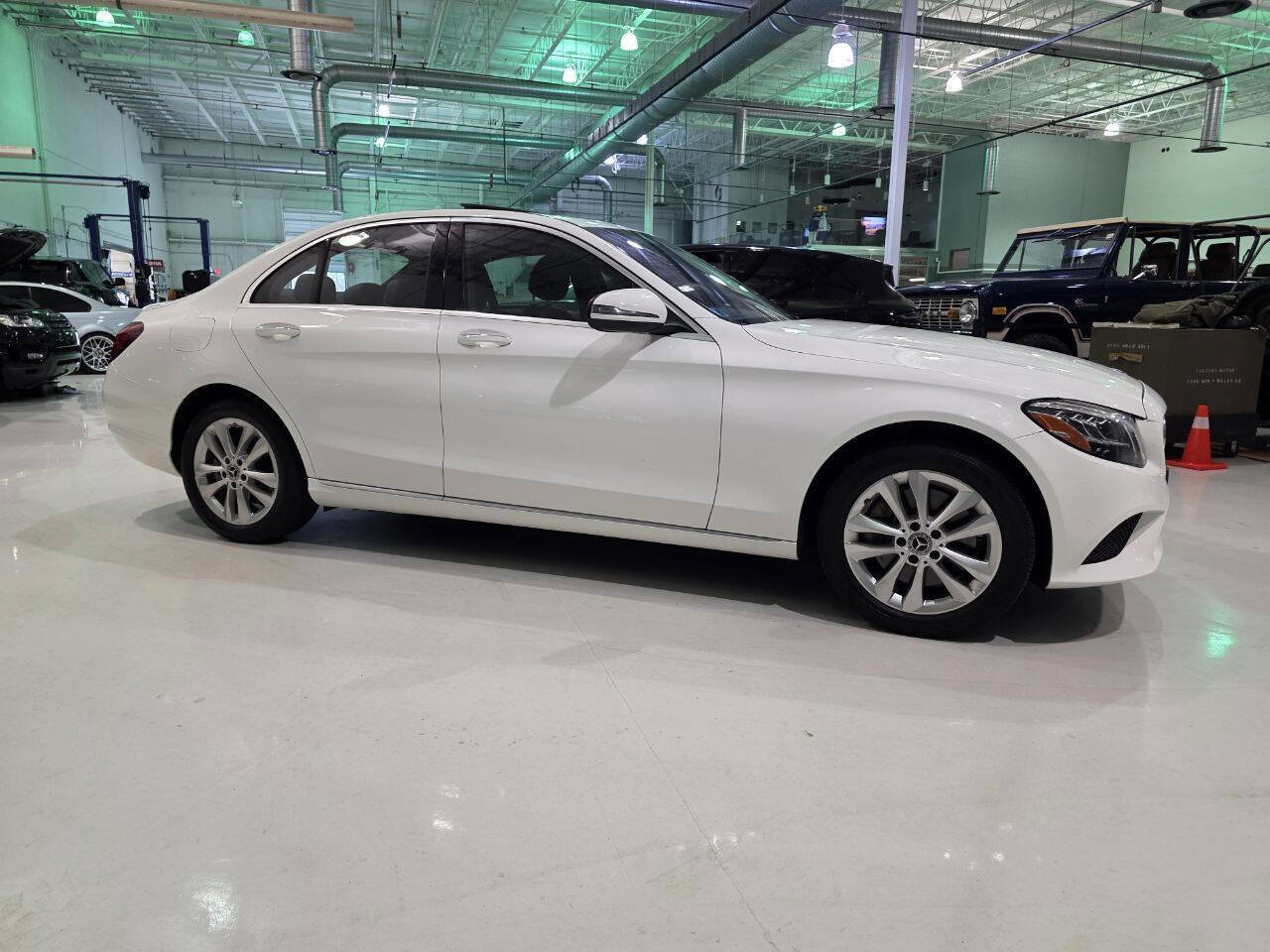 Used 2019 Mercedes-Benz C 300 4MATIC Sedan image 1