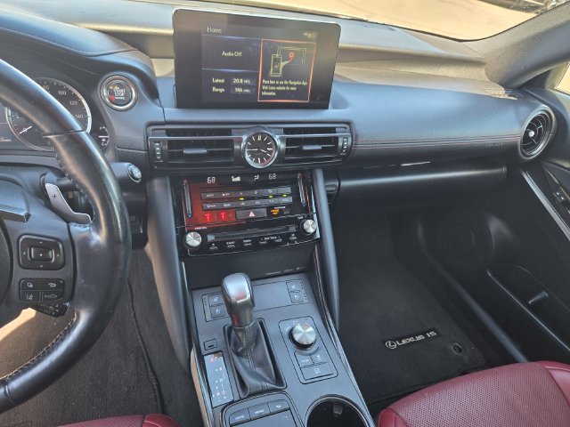 Used 2023 Lexus IS 300 w/ Comfort Package RWD image 17