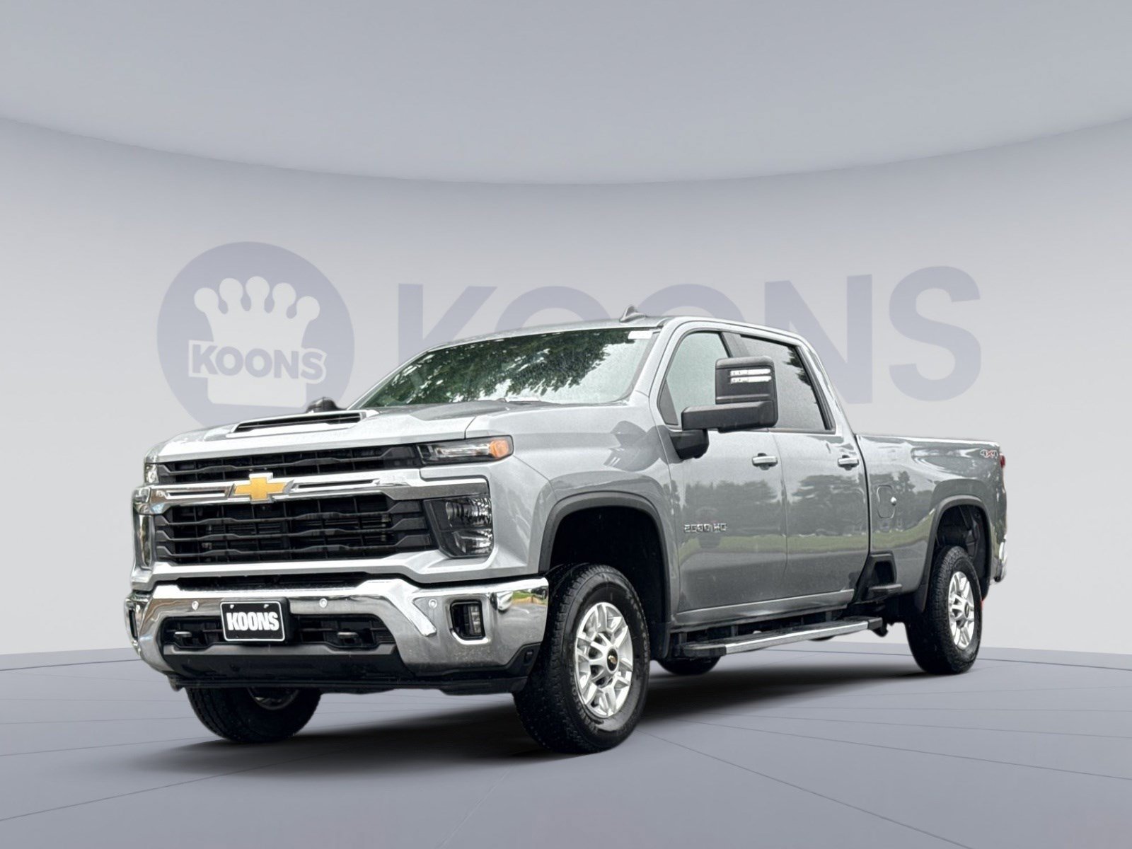 Used 2025 Chevrolet Silverado 2500 LT w/ Safety Package AWD/4WD image 1