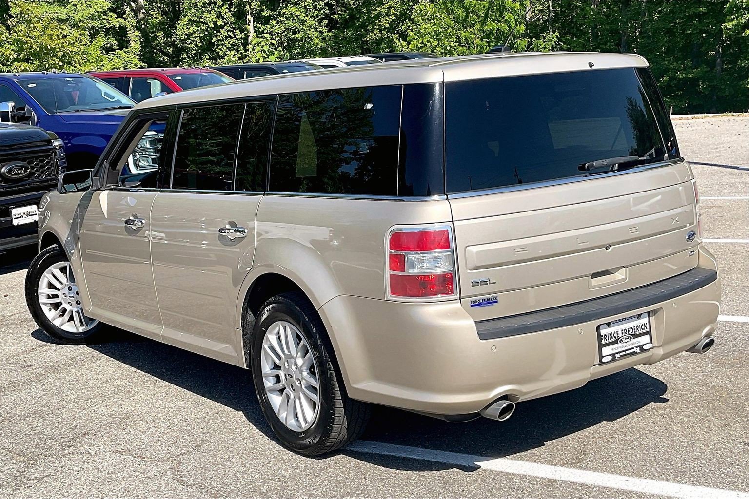 Used 2017 Ford Flex SEL w/ Equipment Group 202A AWD/4WD image 12