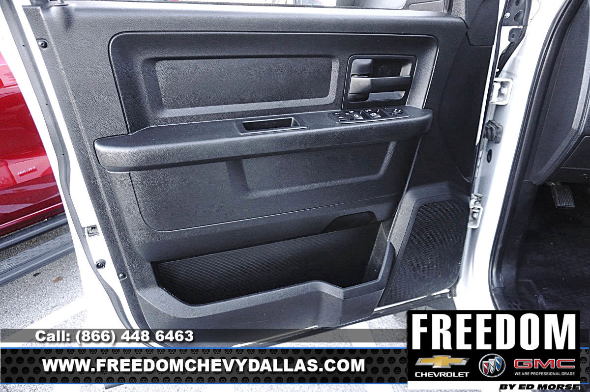 Used 2018 RAM 5500 Tradesman image 28