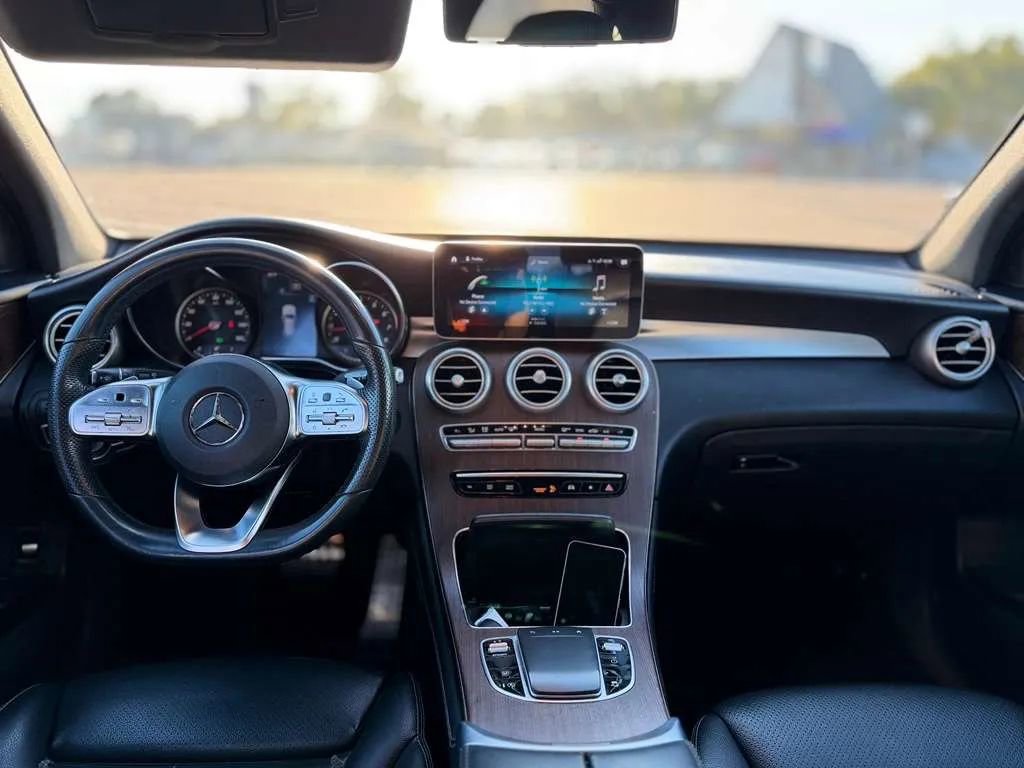 Used 2020 Mercedes-Benz GLC 300 4MATIC image 58