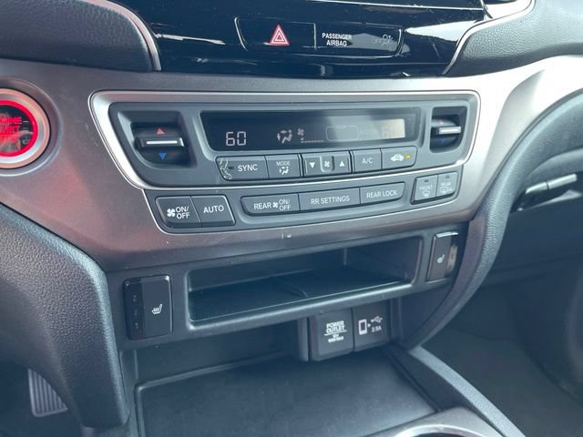 Used 2022 Honda Pilot Sport image 25