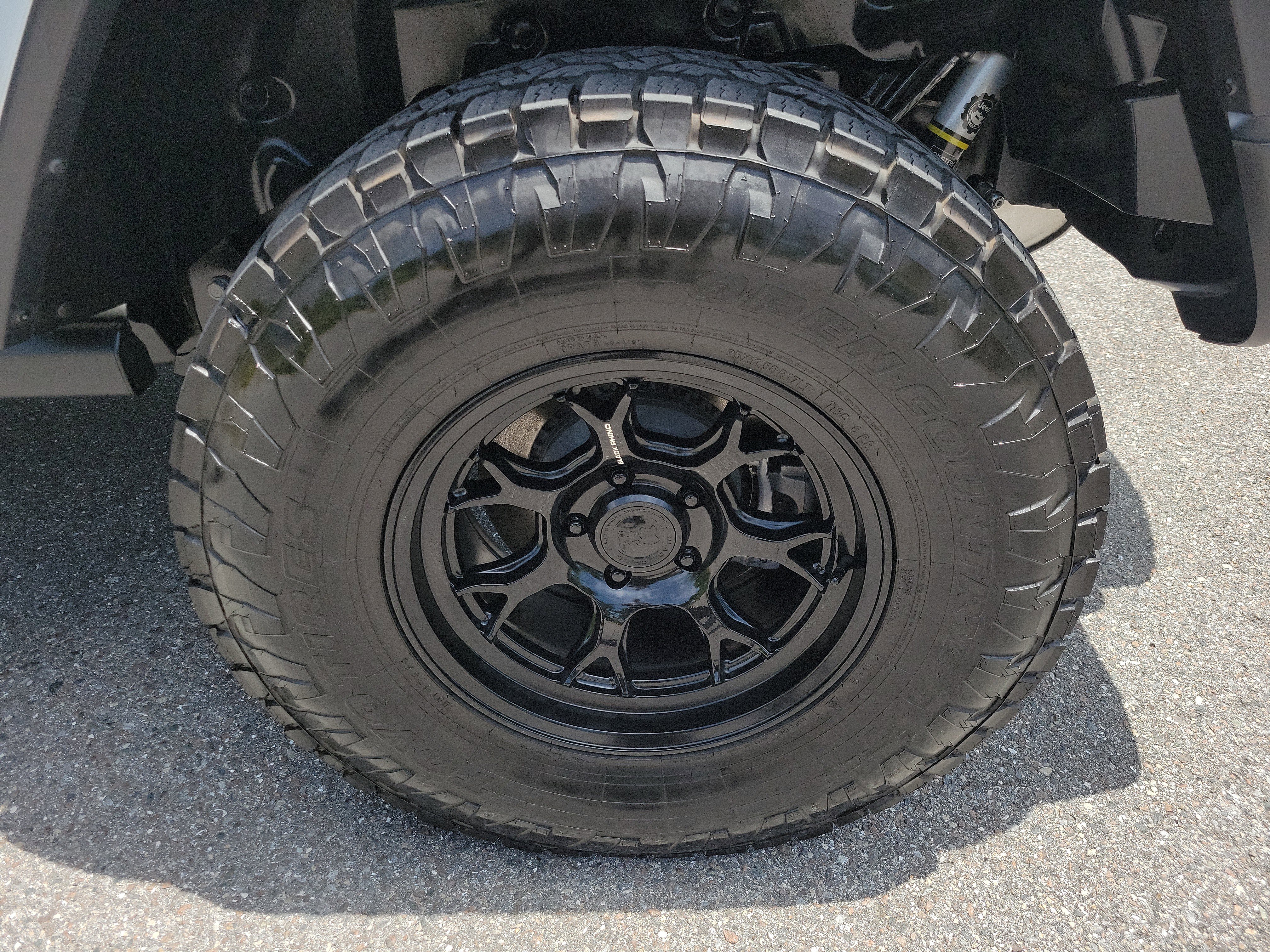 Used 2023 Jeep Wrangler Unlimited Rubicon 4xe AWD/4WD image 34