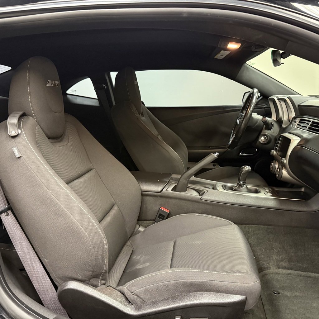 Used 2014 Chevrolet Camaro SS w/ RS Package image 14