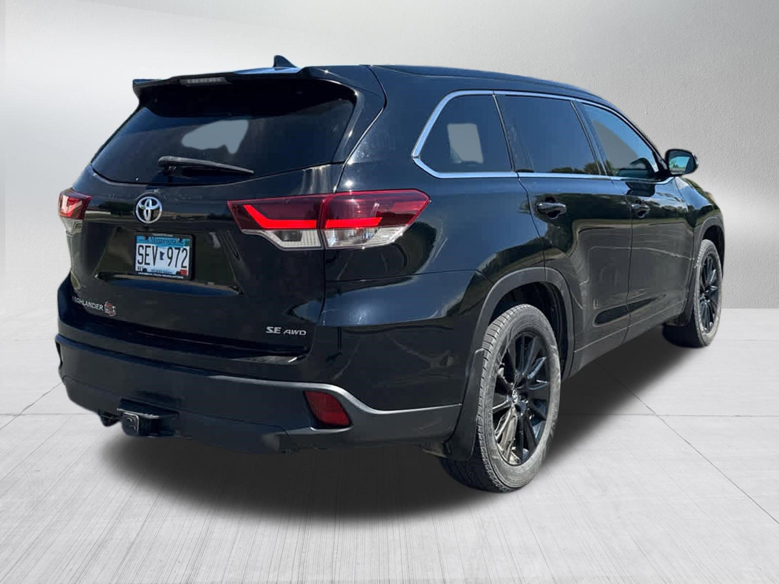 Used 2019 Toyota Highlander SE AWD/4WD image 6