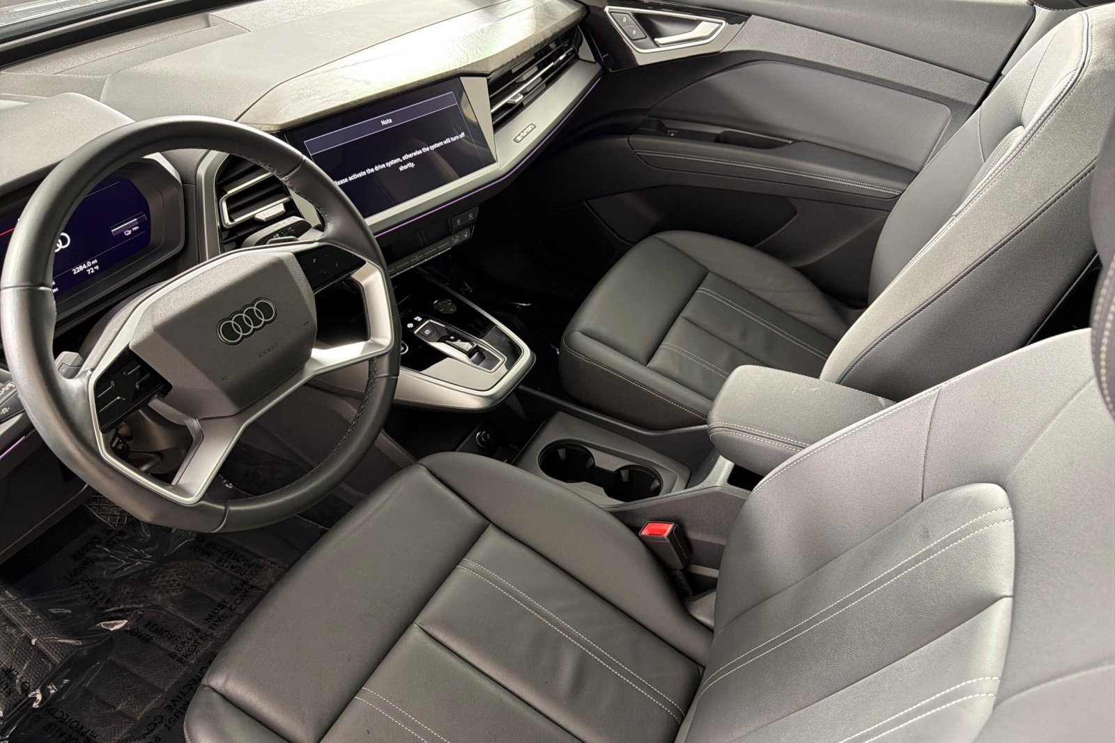 Used 2024 Audi Q4 e-tron Premium Plus w/ Premium Plus AWD/4WD image 9