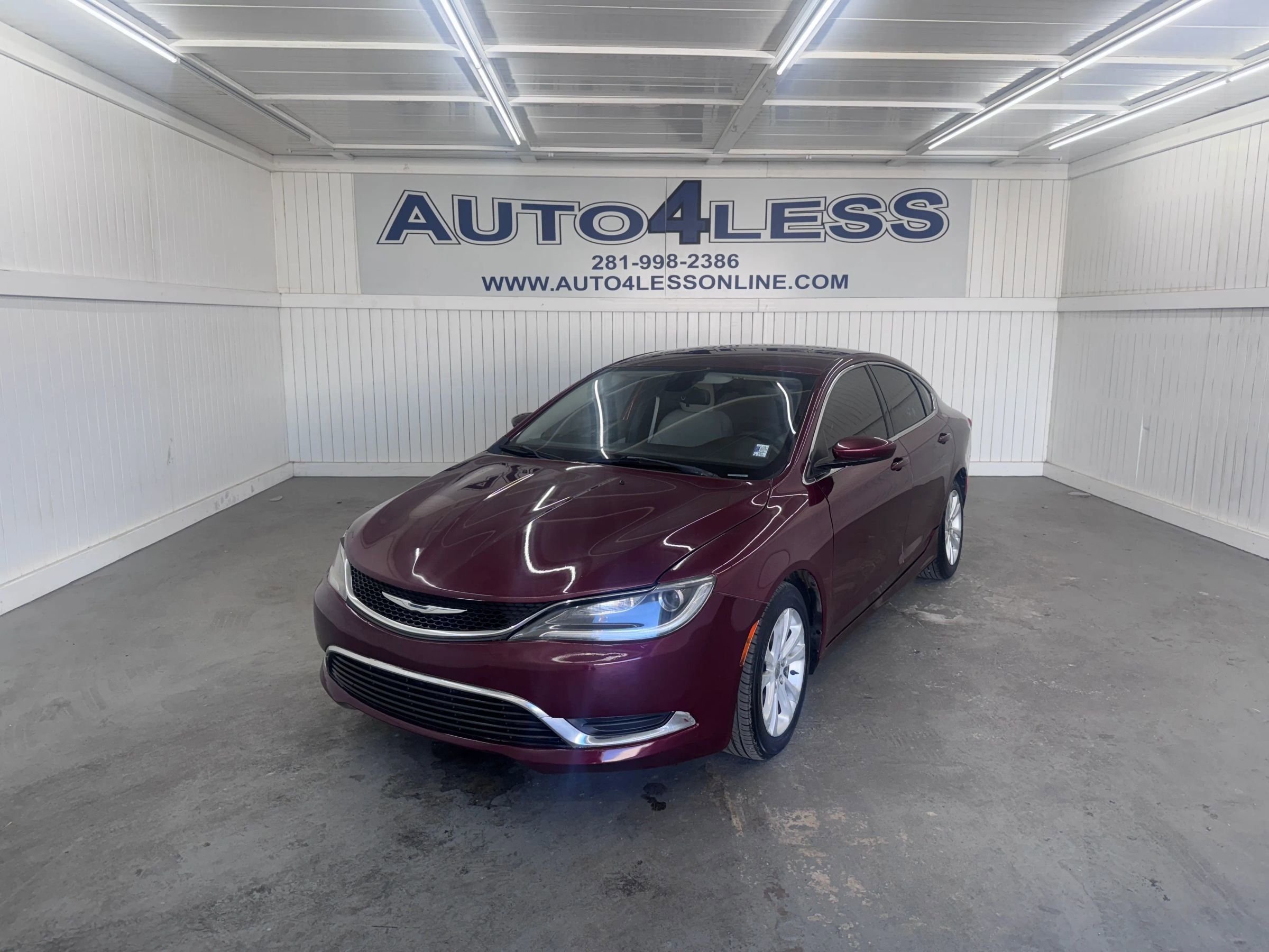 Used 2016 Chrysler 200 Limited image 1