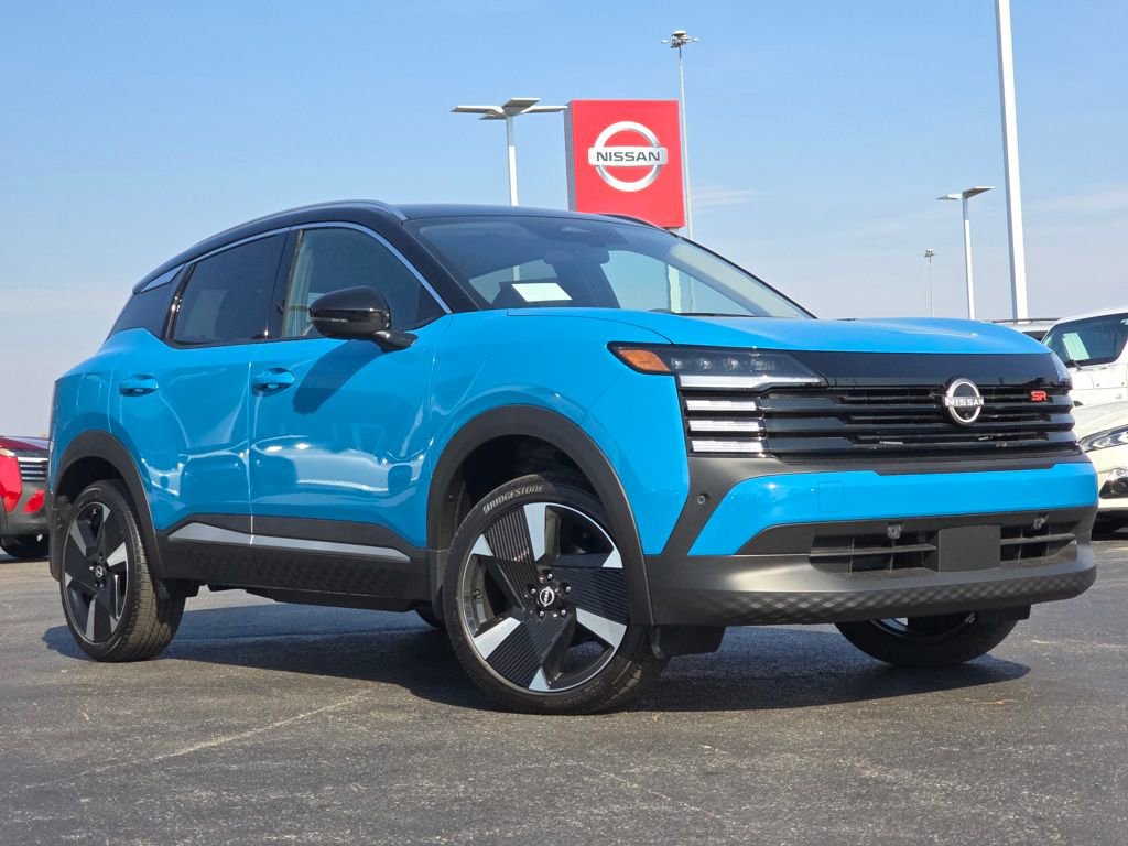 New 2025 Nissan Kicks SR