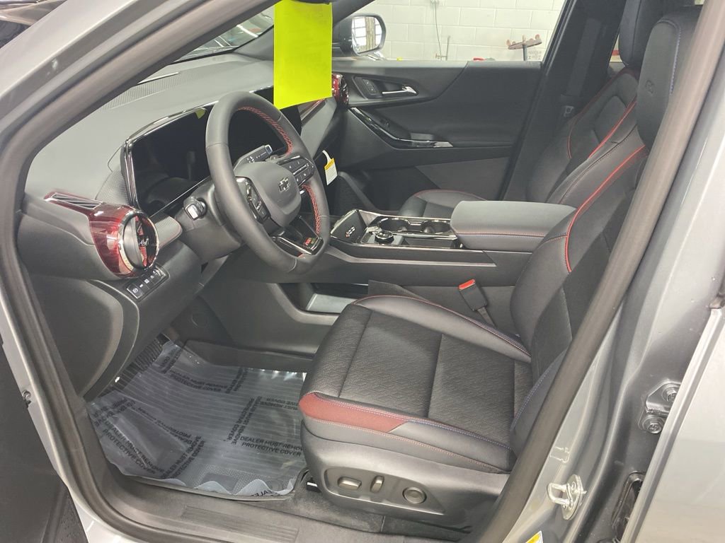 New 2026 Chevrolet Equinox RS w/ Safety and Technology Package image 34