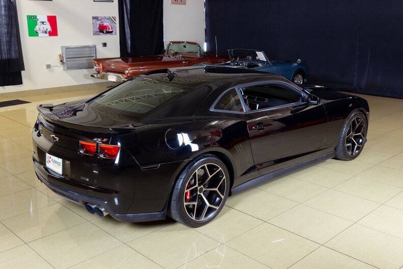 Used 2013 Chevrolet Camaro ZL1 RWD image 17