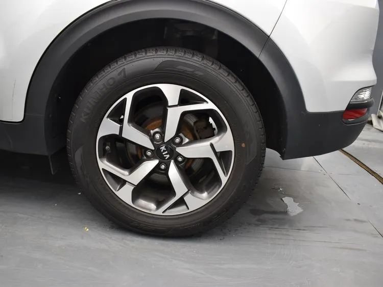 Used 2020 Kia Sportage LX w/ LX Popular Package AWD/4WD image 34