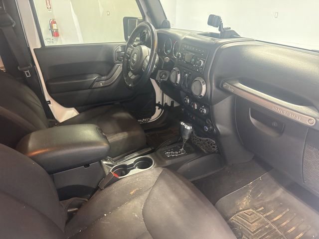 Used 2014 Jeep Wrangler Sport w/ Quick Order Package 24S AWD/4WD image 19