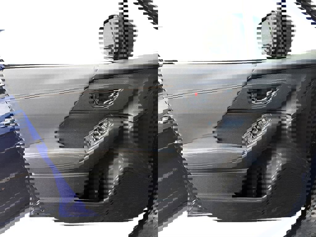 Used 2024 Subaru Crosstrek 2.5i Limited image 17