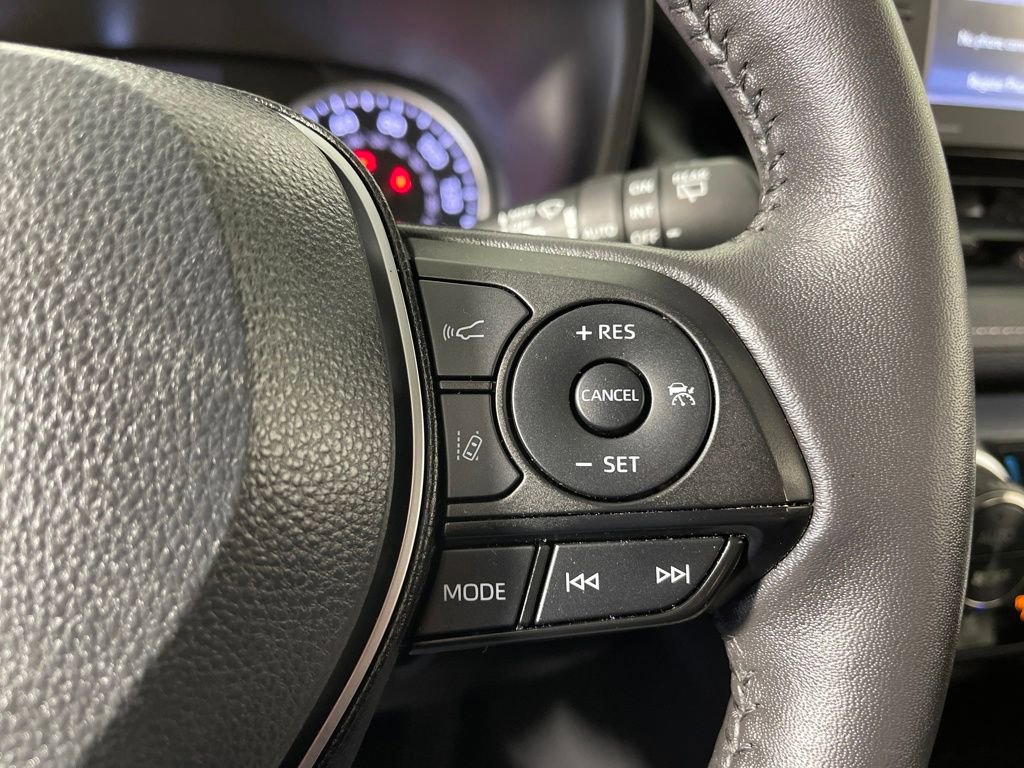 Certified 2022 Toyota RAV4 XLE w/ Convenience Package image 27