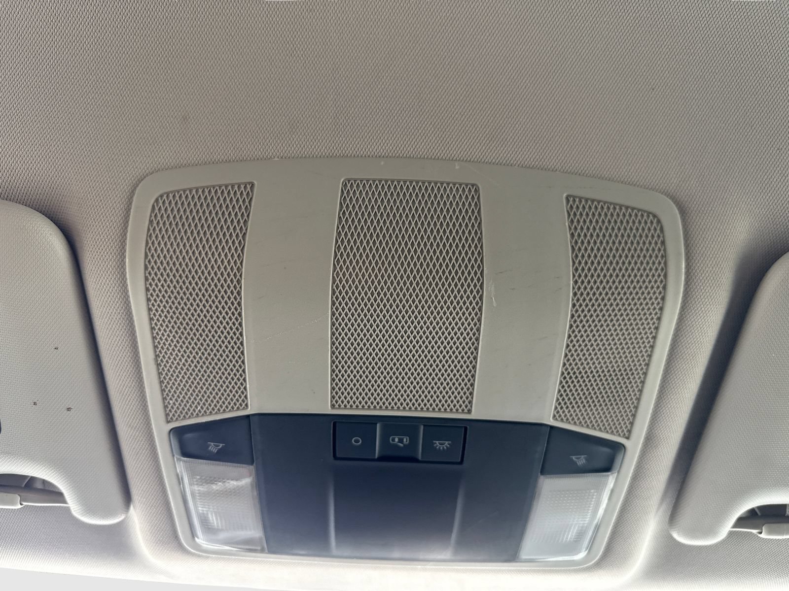 Used 2018 Mitsubishi Eclipse Cross ES FWD image 32