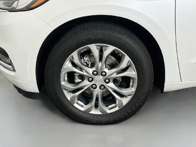 Used 2021 Buick Enclave Avenir AWD/4WD image 30