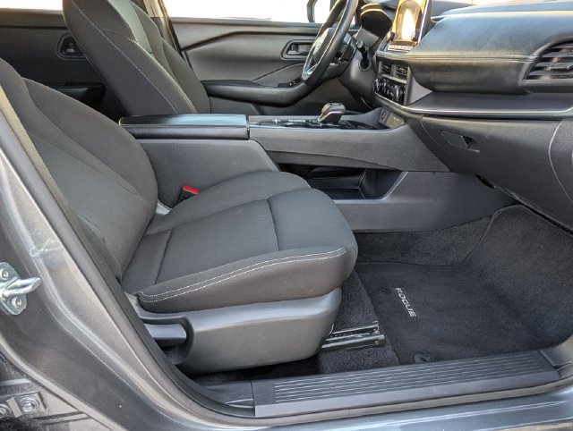 Used 2024 Nissan Rogue S FWD image 20