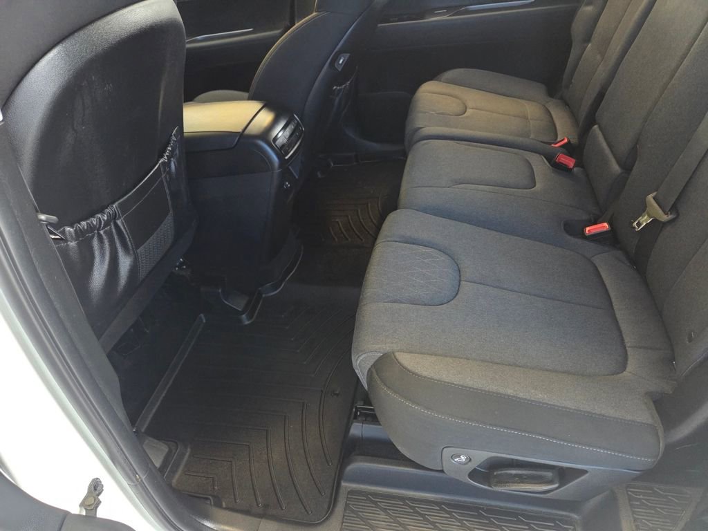 Used 2022 Hyundai Palisade SE image 21