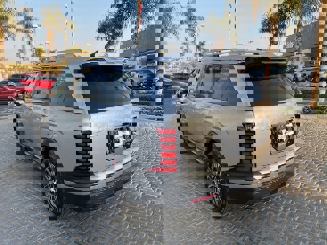 New 2026 Hyundai Palisade SEL image 3