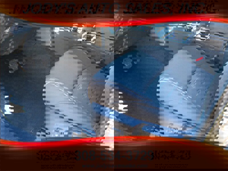 Used 2024 Toyota Tacoma TRD Off-Road image 4