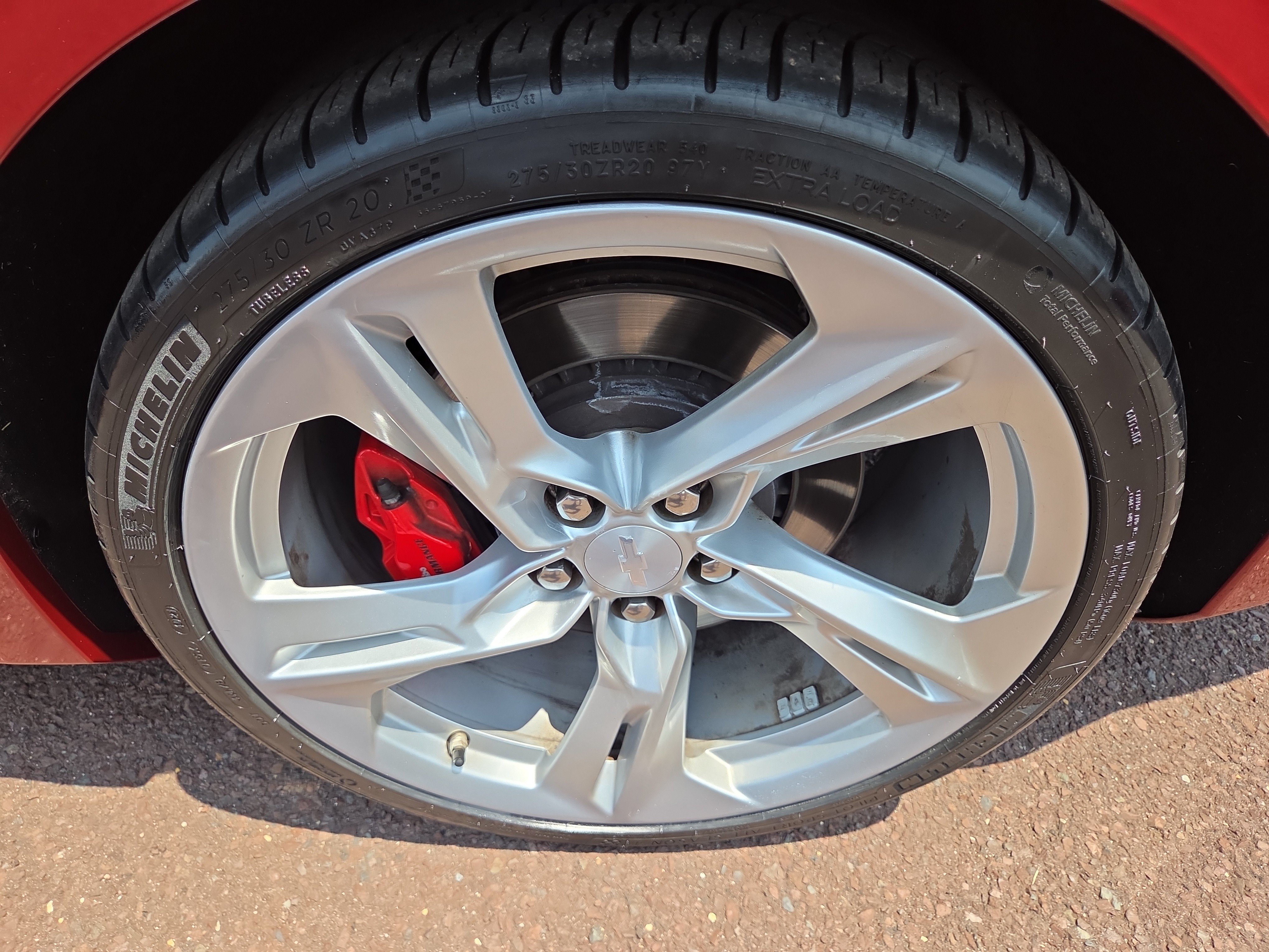 Used 2020 Chevrolet Camaro SS RWD image 15