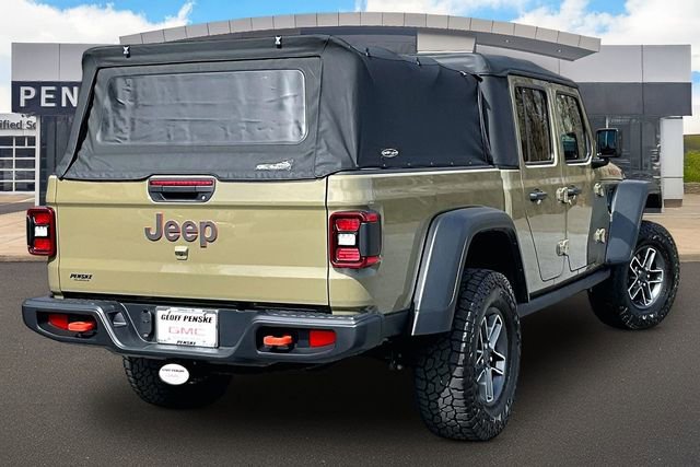 Used 2025 Jeep Gladiator Mojave w/ Convenience Group image 2